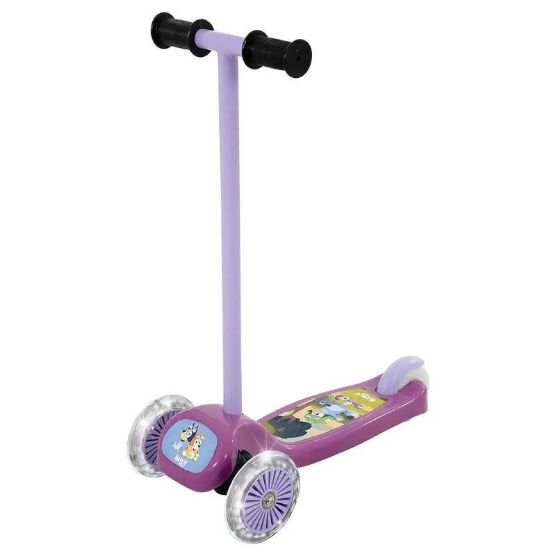 Bluey Tilt 'N' Turn Scooter With Lights 1